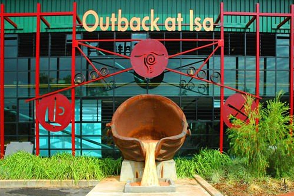 outback-at-isa